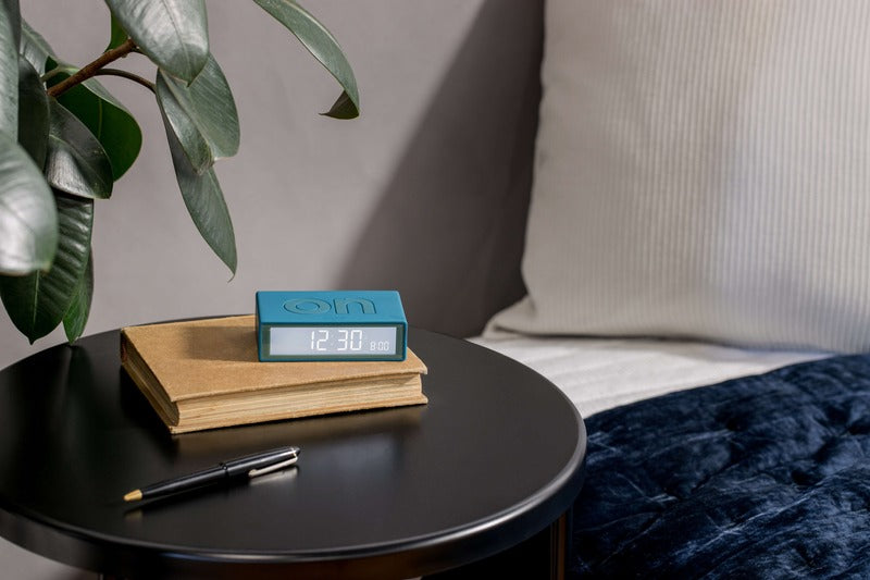 FLIP+ Radio-controlled reversible LCD alarm clock (EU)