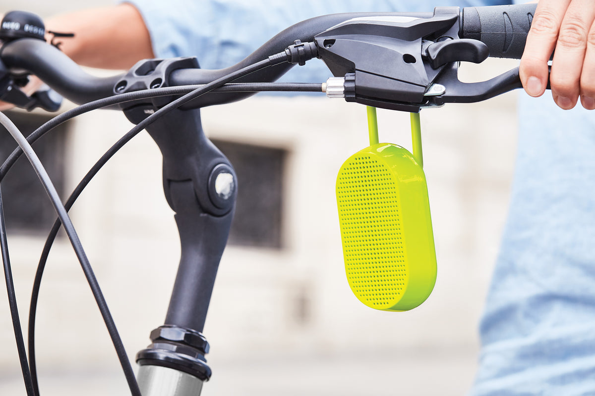 MINO T -Bluetooth speaker with integrated carabiner