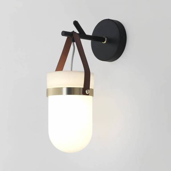 Almon- Wall Lamp
